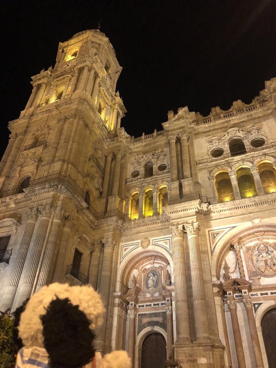 色気すら感じる旧市街地 マラガ編 Laid Backした夜をsavorする Bossの英語旅