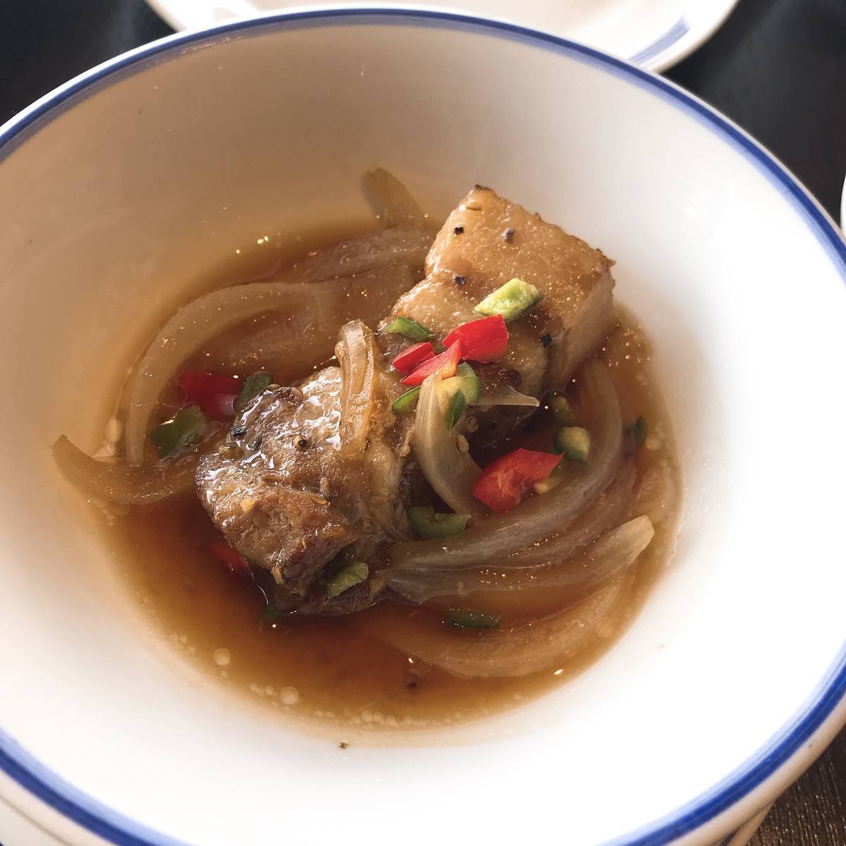 大根餅、きのこと青野菜のあっさり炒め、豚バラ肉の角切り黒胡椒ソース蒸し f:id:yuruyurutrip:20200116002408j:plain