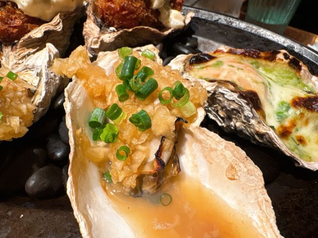 京橋オイスター Rovin　焼き牡蠣