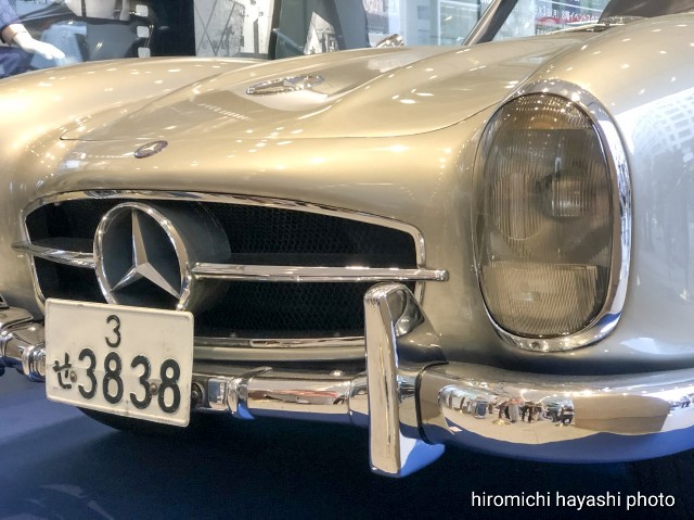 石原裕次郎さんの愛車、メルセデス300SLガルウイングのご紹介