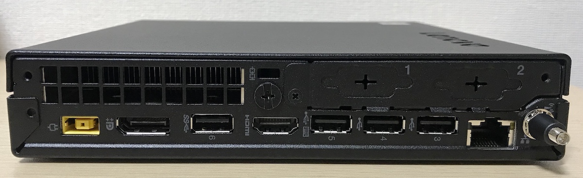 f:id:yuu2634:20200314184229j:plain ThinkCentre M75q-1 Tiny の背面