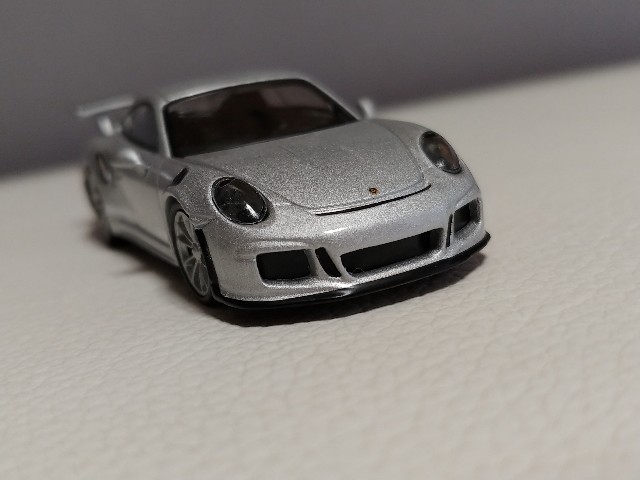 スパーク 1/64 ポルシェ 911 (991) GT3 RS シルバー - ミニカーで