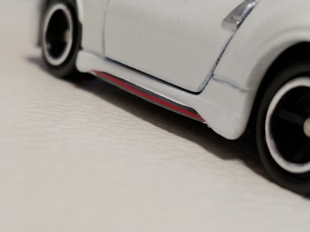 トミカ　日産オンライン　フェアレディZ ブリリアントホワイトパール【新品未使用】 トミカ 日産オンライン フェアレディZ ブリリアントホワイト