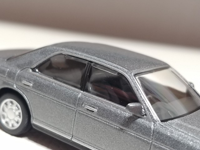 トミカリミテッドヴィンテージネオ LV-N183a 日産 グロリア V30