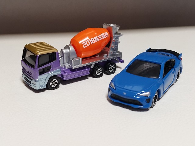 トミカ 2018年 株主優待限定企画セット トヨタ 86 - ミニカーで