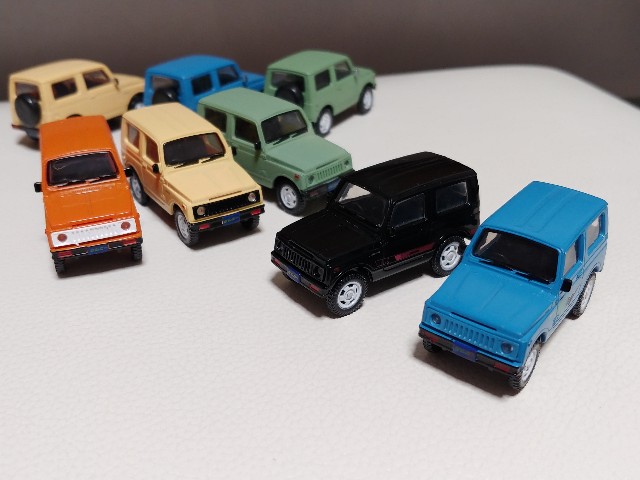 SUZUKIジムニー SJ30 コレクション 1/64 ミニカー　専用品　3台 1/64 ジムニーコレクション SJ30 - AOSHIMA SCALE MODEL LINEUP