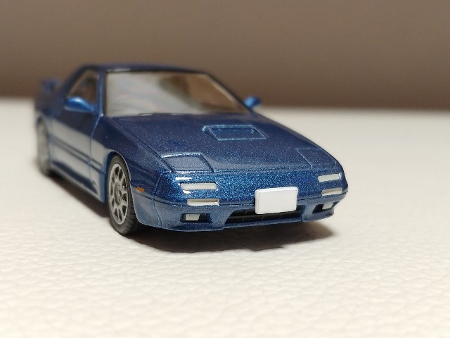 トミカリミテッドヴィンテージネオ LV-N192b マツダ サバンナRX