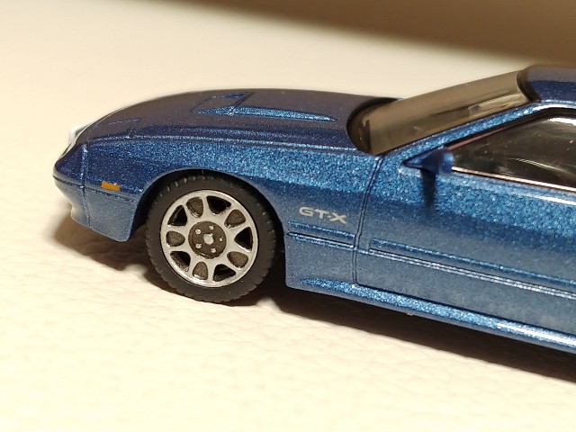 トミカリミテッドヴィンテージネオ LV-N192b マツダ サバンナRX