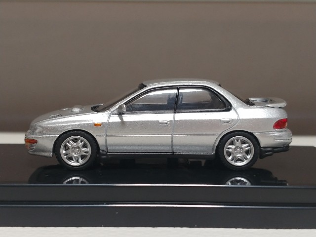 ホビージャパン1/64 スバル インプレッサ WRX GC8