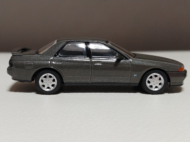 トミカリミテッドヴィンテージネオ LV-N194a 日産 スカイライン