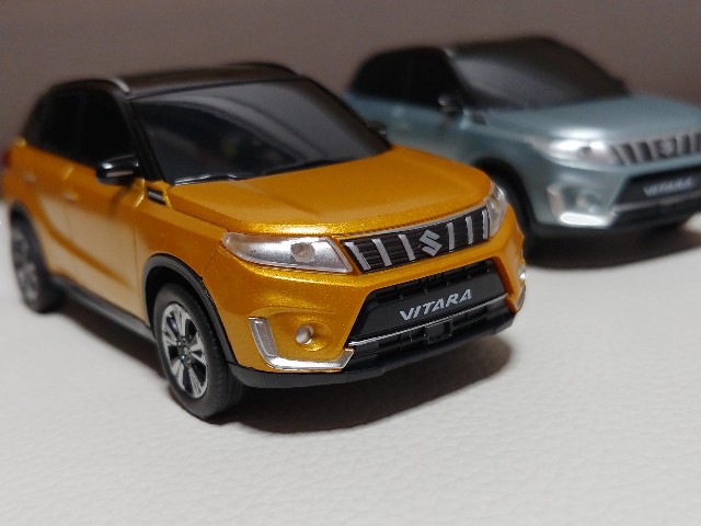 スズキオリジナル 1/43 ビターラ プルバックカー - ミニカーで