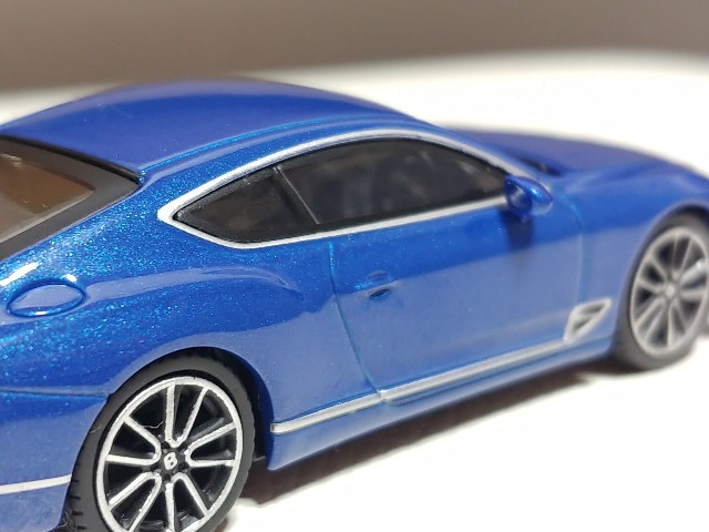TSM MINI GT ベントレー コンチネンタルGT シークインブルー