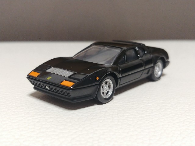 トミカプレミアム 発売記念仕様 タカラトミーモール限定フェラーリ512BB タカラトミーモールオリジナル トミカプレミアム 512 BB｜トミカ