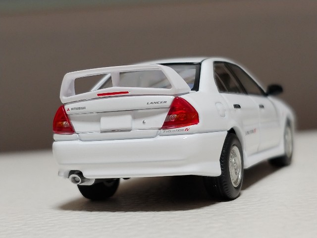 トミカリミテッドヴィンテージネオ LV-N186c 三菱 ランサー RS