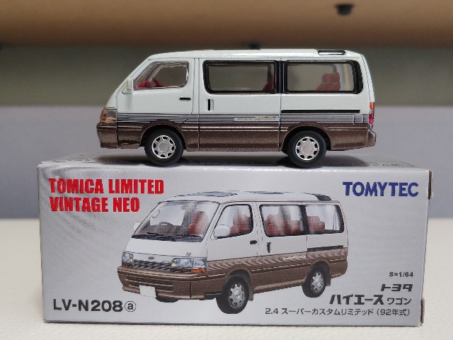 トミカリミテッドヴィンテージネオ LV-N208a トヨタ ハイエース