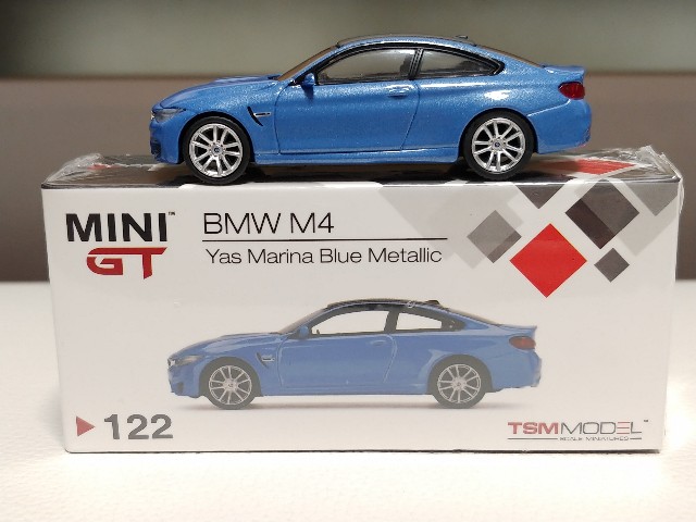 TSM MINI GT BMW M4 ヤスマリーナブルー - ミニカーでFreude am Fahren