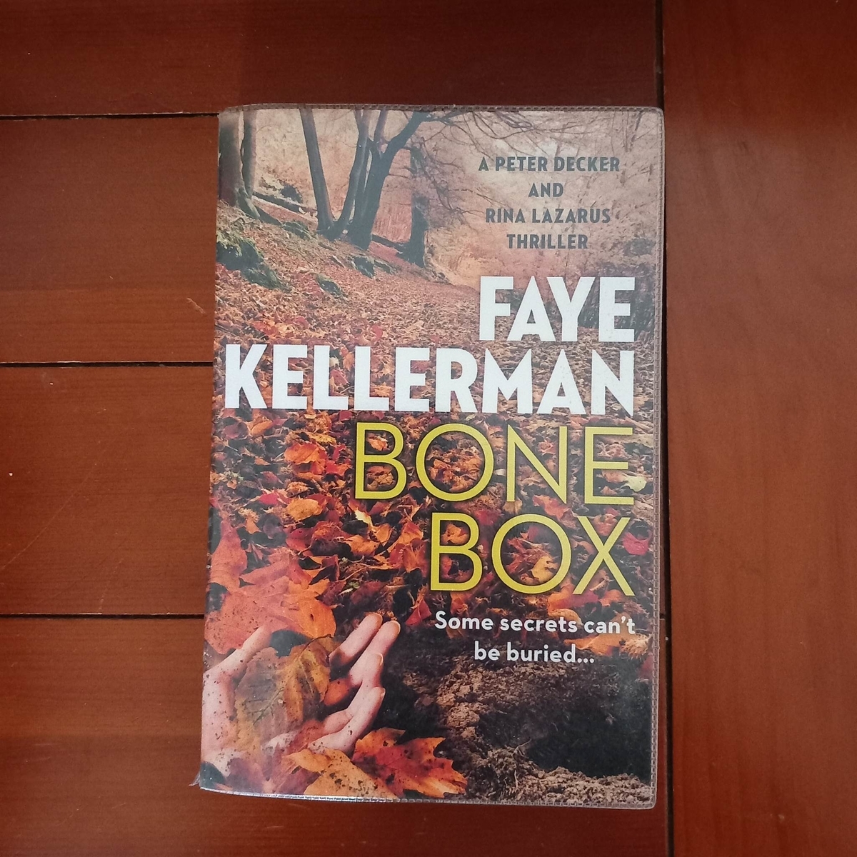 Faye Kellerman Bone Box Peter Decker Rina Lazarus 24 あらすじ レビュー 洋書ミステリ 警察 小説 ゆずの本棚
