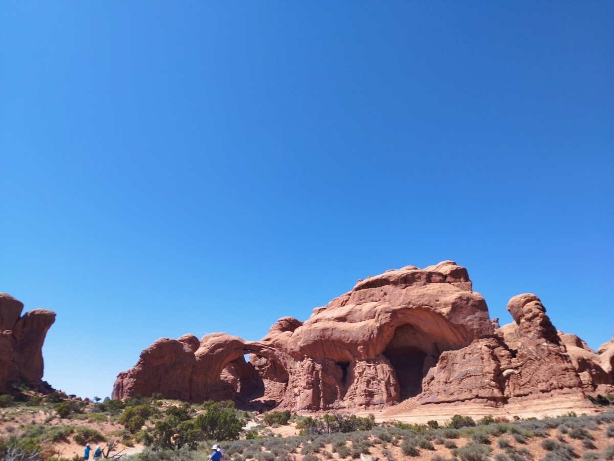 アーチーズ国立公園】ダブルアーチ、ウィンドウアーチ、バランスロック