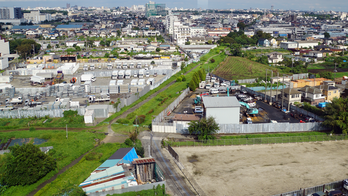グリーンタワーから見た横浜水道みち
