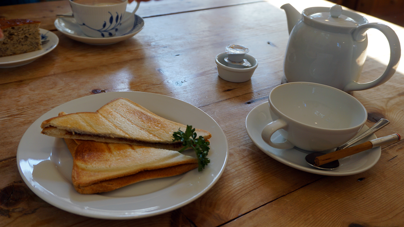 TEA ROOM BURTON〈バートン〉（相模原市南区東林間）