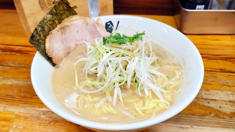 麺屋 鼎[かなえ]（相模原市南区相模大野）