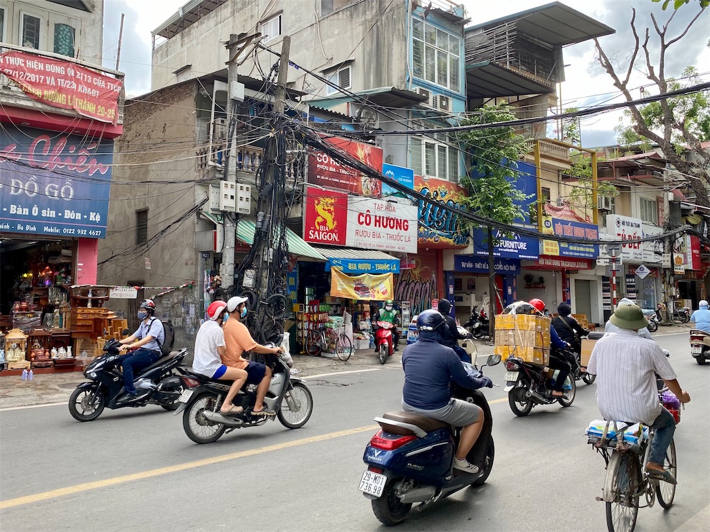 ベトナムなバイクの風景 ハノイ 21 ハノイ駄日記