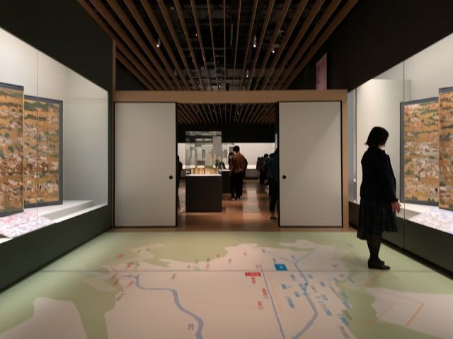 サントリー美術館 日本美術の裏の裏 と 池袋 大沪邨 だうつん の上海蟹宴会 日毎に敵と懶惰に戦う