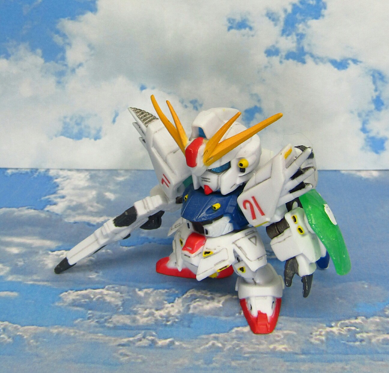 F91 ガンダムF91 【ガシャポン戦士 リペイント】 - 39某の戦士 F91 ガンダムF91 【ガシャポン戦士 リペイント】 - 39某の戦士