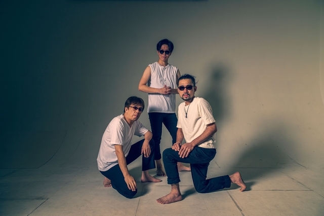 Daisuke Trio(ダイスケトリオ)＠2月23日出演 - 黒爺のハーフ
