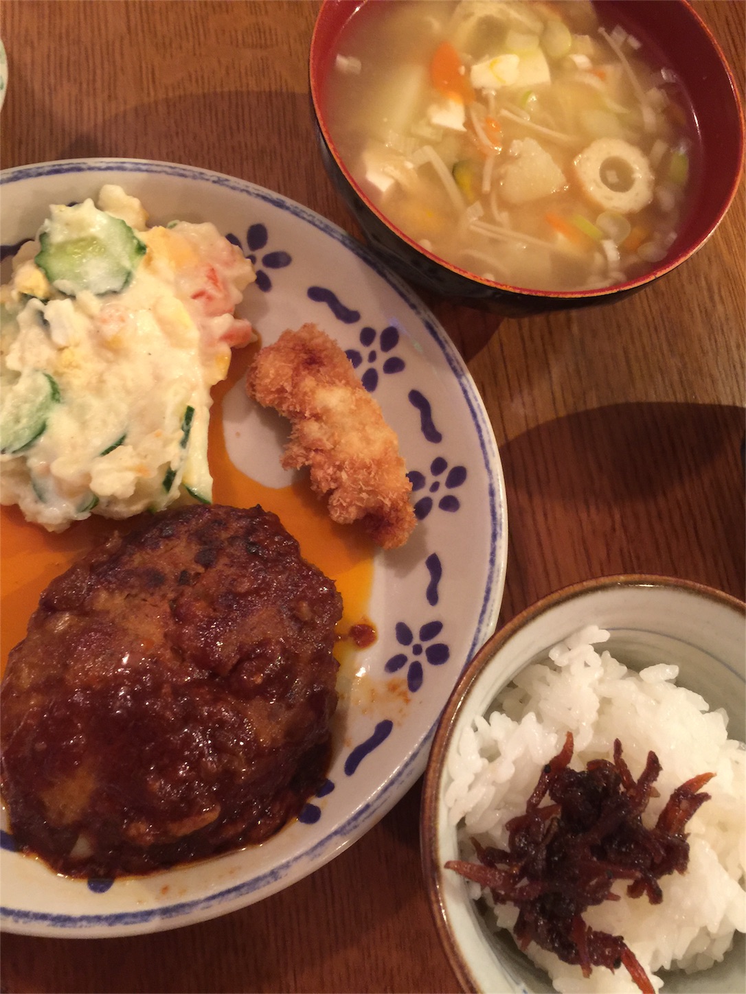 f:id:zappa38:20161118194645j:plain f:id:zappa38:20161118194645j:plain