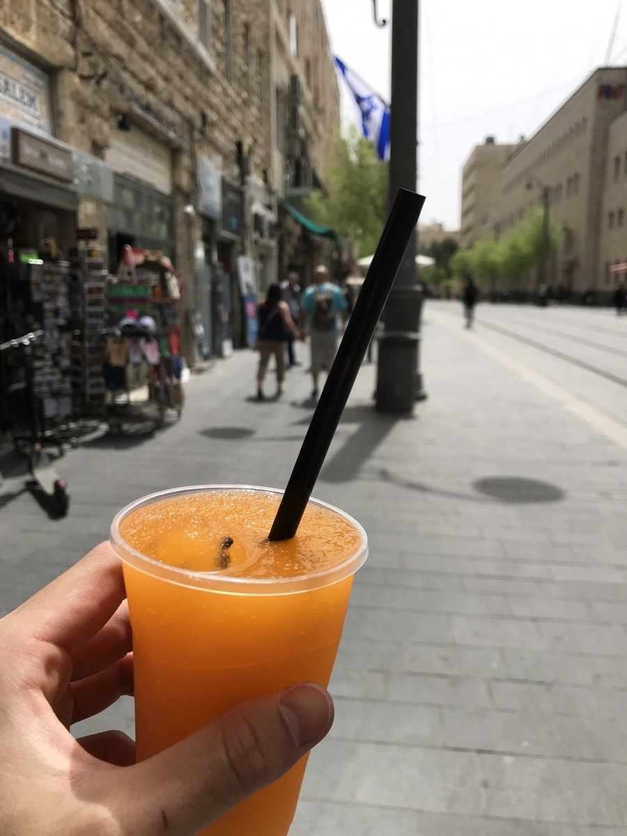 f:id:zaqq:20190610192931j:plain f:id:zaqq:20190610192931j:plain