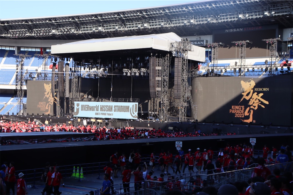 UVERworld日産スタジアム2days〜記録を更新した72000人の男祭り