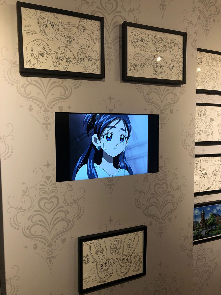 池袋。東池袋。池袋サンシャインシティ。サンシャインシティ。サンシャイン。展示ホールA. プリキュア。プリキュア展。全プリキュア展。20周年。展覧会。チケット。後ろはあいミス。看板。ワールドインポートマートビル。入口。入口は1枚だけ。お写真。ルール厳しめ！　スタートゥインクルプリキュア。トゥインクル。キラやば～っ☆　星奈ぁ！　オヨ～！　初代。ふたりはプリキュア。設定資料。名場面。