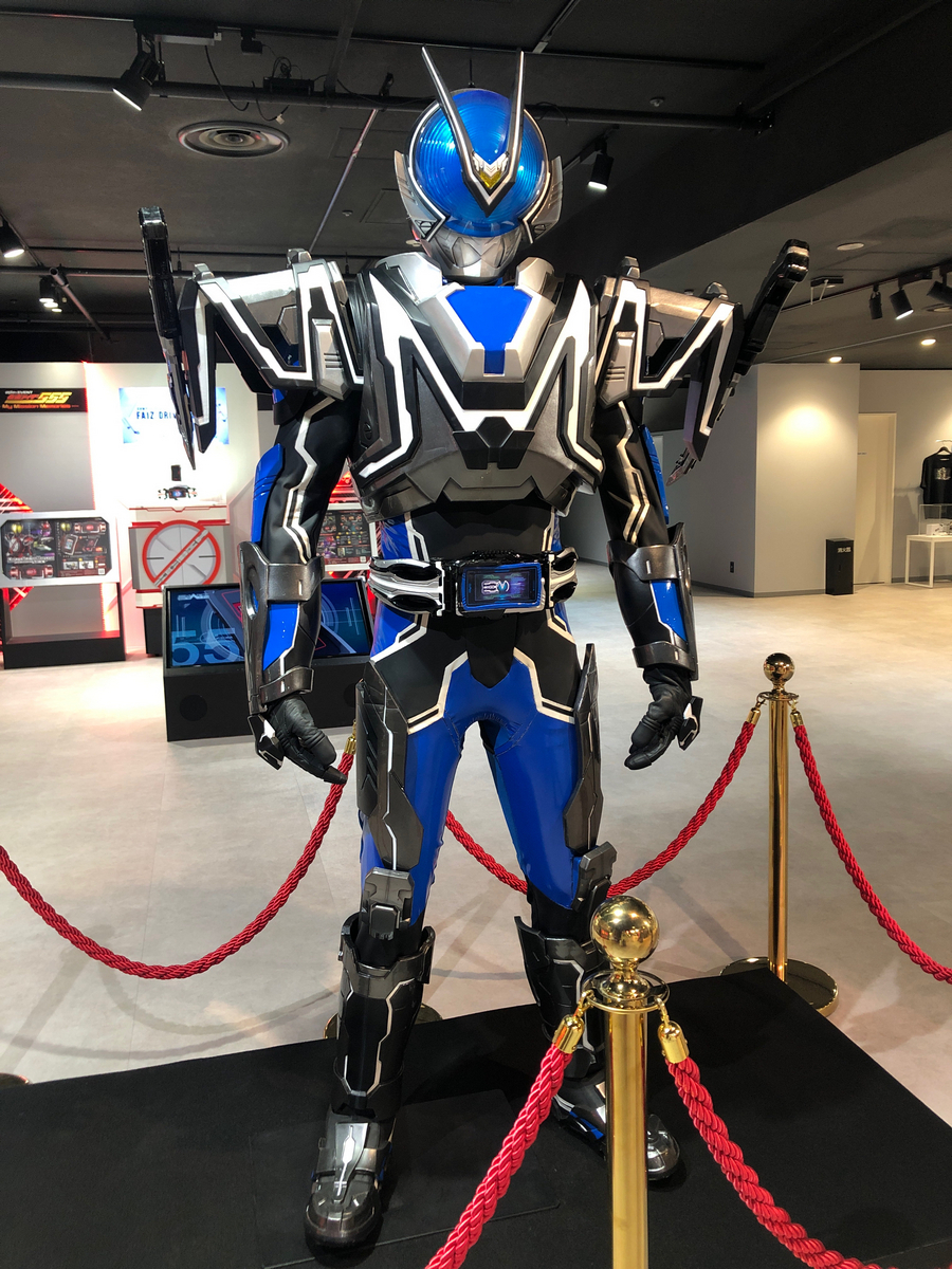 池袋。アニメイト。アニメイト池袋本店。ABCマート。靴屋さん。サンシャインシティ。セサミストリート。クッキーモンスター。名探偵コナン展。コナン展。サイン。声優さん。声優。トイザらス。ポスター。プリキュア。わんだふるぷりきゅあ！　わんぷり。サンライズ。サンライズワールド。ダイターン3。無敵鋼人。トライダーG7。年表。エルガイム。バイファム。Tシャツ。ダンバイン。グッズ。ロゴ。BNP. バンダイナムコピクチャーズ。バトスピ。バトルスピリッツ。少年突破バシン。ポスター。ケロロ軍曹。ケロロ小隊。ぬいぐるみ。サーガブレイヴ。ガレット。仮面ライダーファイズ。555. 展示。半田健人。看板。村上幸平。カイザ。仮面ライダーミューズ。ミューズ。