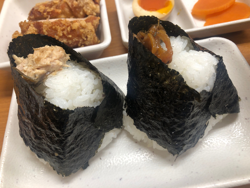 五反田。戸越。戸越銀座。商店街。戸越銀座商店街。おにぎり専門店。戸越屋。おにぎり。小むすび。ツナマヨ塩昆布。あさり。