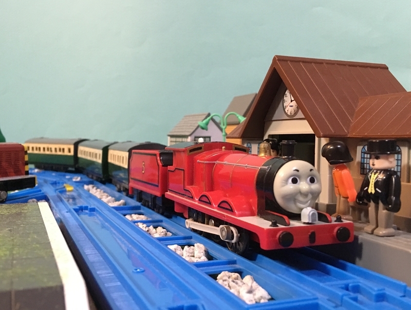 トーマス Amazon.co.jp: (日本未発売?!) TRACK MASTER きかんしゃトーマス