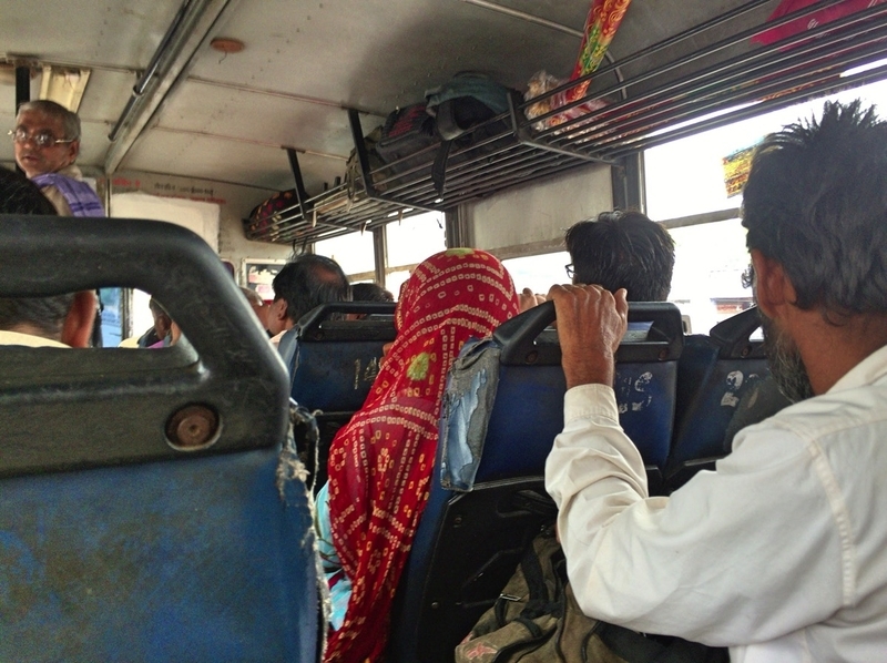 bus1india.jpg Bus1india