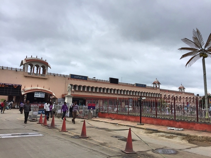 stationjaipur.jpg Stationjaipur