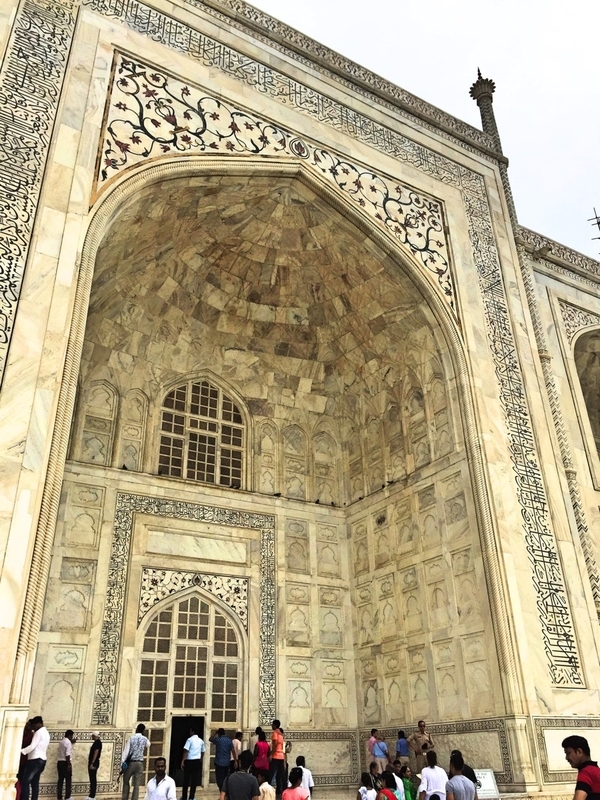 taj3.jpg Taj3