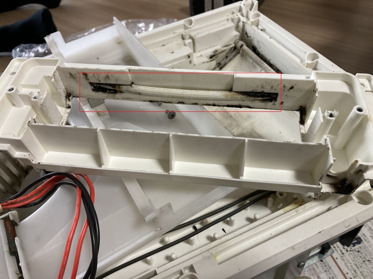 浴室乾燥機のヒータ掃除を怠けると面倒くさいことになる。 (4