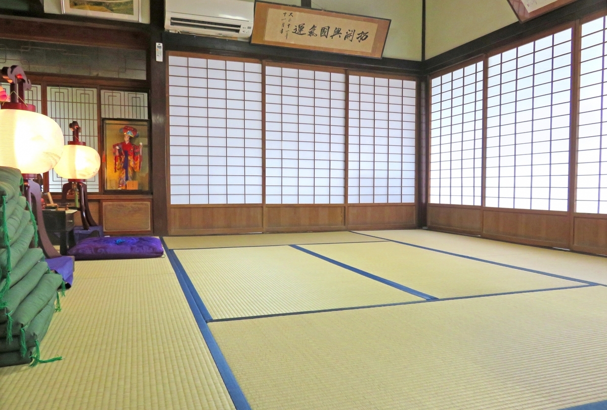 家の片付けの料金は？