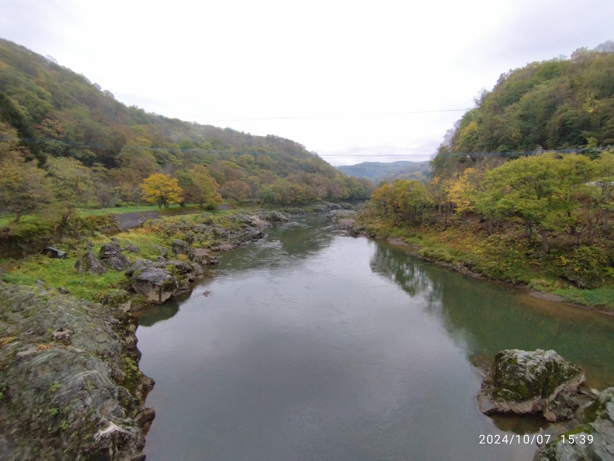 神居古潭　ランダムです。 幻の道道1116号線～旭山動物園～神居古潭 - おまけの会社員生活