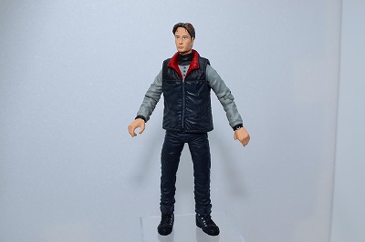 Xファイル FBI捜査官 フォックス・モルダー フィギュア 300円 - USED