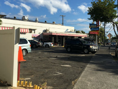 レナーズ駐車場