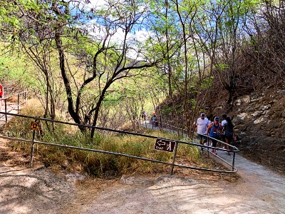 ダイヤモンドヘッドおすすめの4つの行き方、注意点や持ち物は？