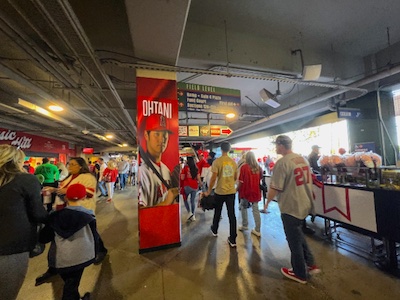 【2023年最新】エンゼルス大谷翔平観戦レポート 4月ホーム開幕戦〜良い席で見る裏技やサインやボールをもらう方法