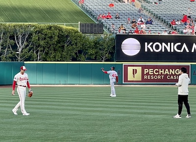 【2023年最新】エンゼルス大谷翔平観戦レポート 4月ホーム開幕戦〜良い席で見る裏技やサインやボールをもらう方法
