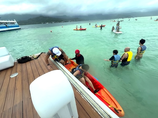 【ハワイ】オプショナルツアーおすすめはカネオヘ湾のサンドバー！カタマランクルーズ&マリンスポーツ満喫プラン