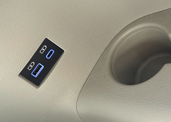 【ハワイ2024年最新】絶対お得！西海岸オプショナルツアーで新鉄道「Skyline」、絶景のピンクピルボックス、アウラニ（コオリナ）、ワイケレアウトレットモール、全部体験できる！