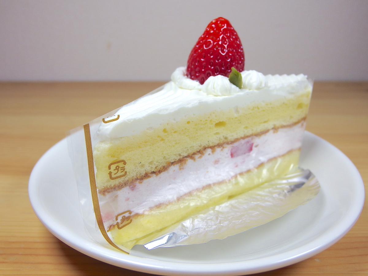 祖師谷大蔵の名店 コンディトライニシキヤ のショートケーキ Zumenのblog 祖師谷大蔵の名店 コンディトライニシキヤ のショートケーキ Zumenのblog